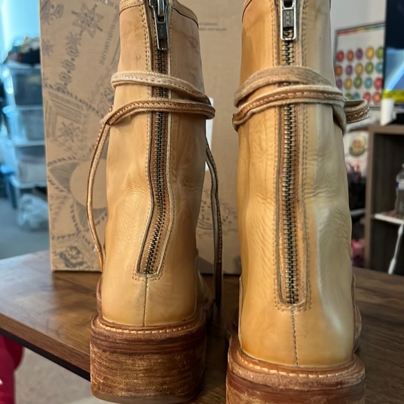 FREE PEOPLE SANTA FE LACE UP BOOT ON LIGHT HONEY 37(7/8) - Picture 8 of 13